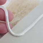 Choker Malha Média Folheado a Prata 925