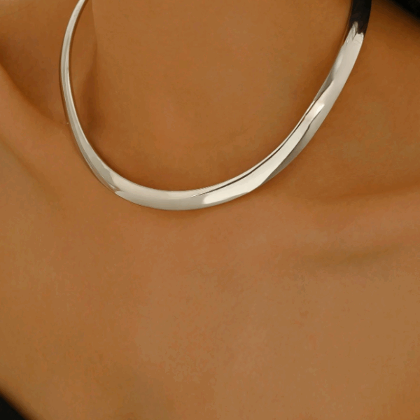 Colar Gargantilha Minimalista de Linha de Metal, Colar Aberto em Formato de C de Prata