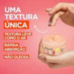 Garnier Hidratante Facial Antissinais Toque Seco com Colágeno, VItamina C e Niacinamida, Hidrata sem Pesar com Efeito Matte e Textura Leve como Ar, Ideal para Pele Mista e Oleosa 85g - Imagem 2