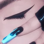 Catharine Hill - Delineador em Gel BlackEyes by Maria Catarina - Imagem 3