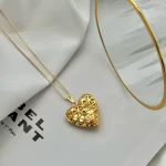 Colar Relicário Folheado a Ouro 18k