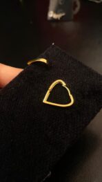 BRINCO ARGOLINHA CORAÇÃO SEMIJOIA