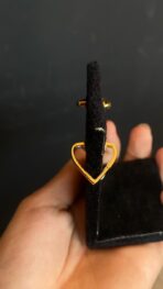 BRINCO ARGOLINHA CORAÇÃO SEMIJOIA - Imagem 3