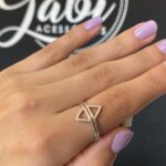 ANEL TRIANGULO PRATA 925 LEGITIMA