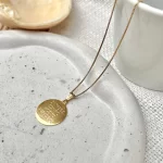 Colar Entrego, confio, aceito, agradeço Folheado a Ouro 18k