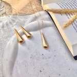 Conjunto Gota Folheado a Ouro 18k